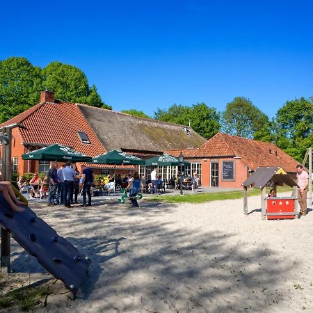 Chalet 2 Landgoedcamping Nienoord In Leek 外观 照片