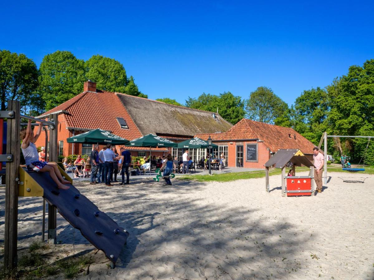 Chalet 2 Landgoedcamping Nienoord In Leek 外观 照片